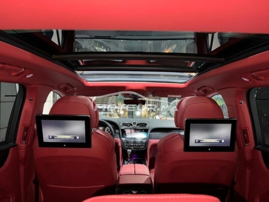 بنتلي بينتايجا مستعملة 2208671