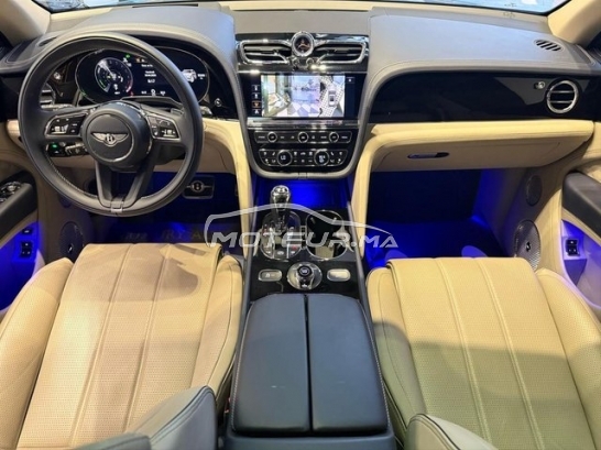 بنتلي بينتايجا مستعملة 2253813