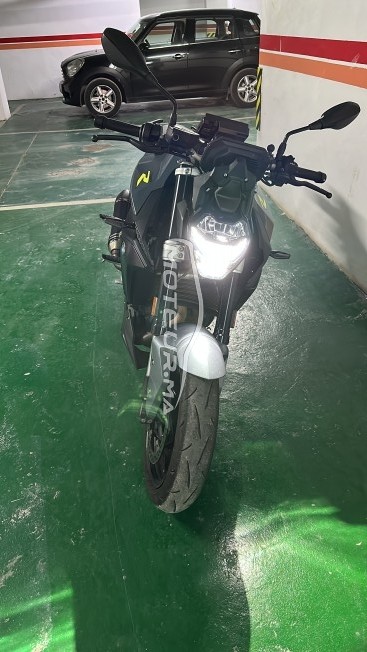 بي ام دبليو ف 900 ر مستعملة 1604319