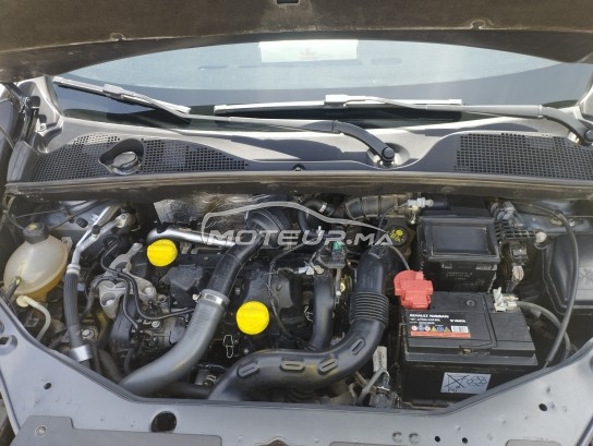 داسيا دوككير مستعملة 1636423