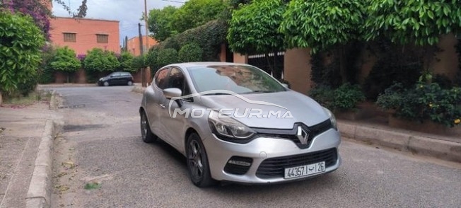 Voiture Renault Clio 2017 à  Marrakech   Diesel  - 6 chevaux