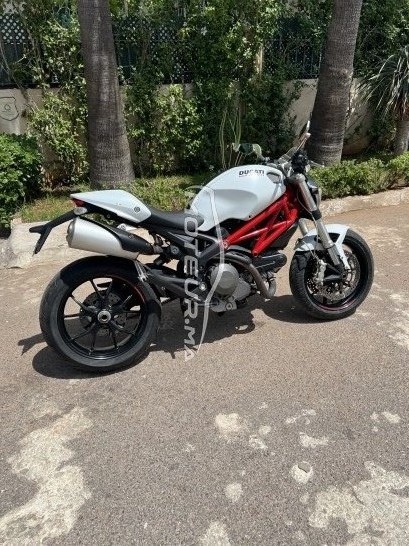 دراجة نارية في المغرب DUCATI Monster 796 - 451763