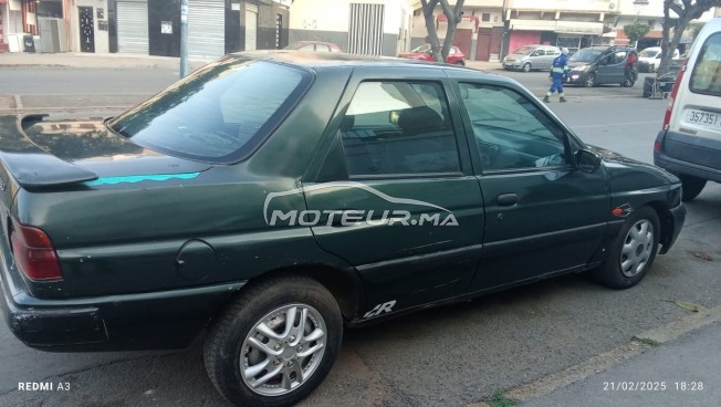 فورد يسكورت 1998 مستعملة 2324662