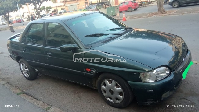 فورد يسكورت 1998 مستعملة 2324663
