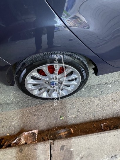 فورد فييستا Titanyeum مستعملة 2335371