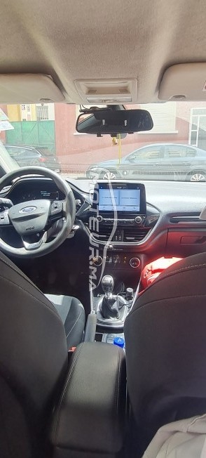 فورد فييستا مستعملة 2448181