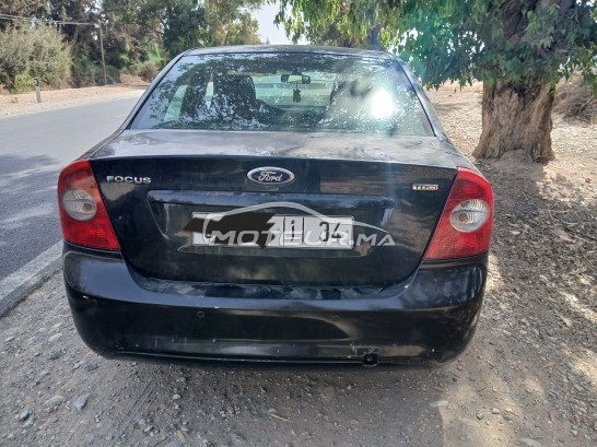 فورد فوكوس Voiture en bon état مستعملة 2458087