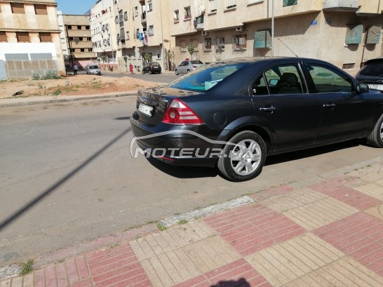 فورد مونديو Ghia مستعملة 1827054