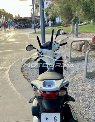 هوندا ش 300ي Robot مستعملة 1675539