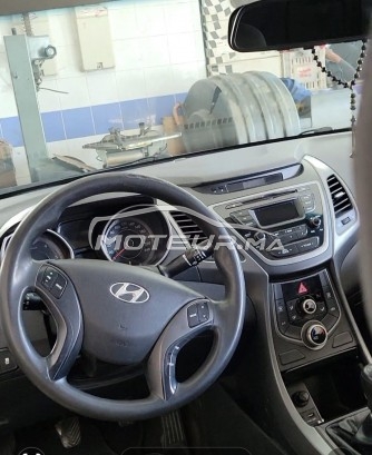 HYUNDAI Elantra occasion 2460159