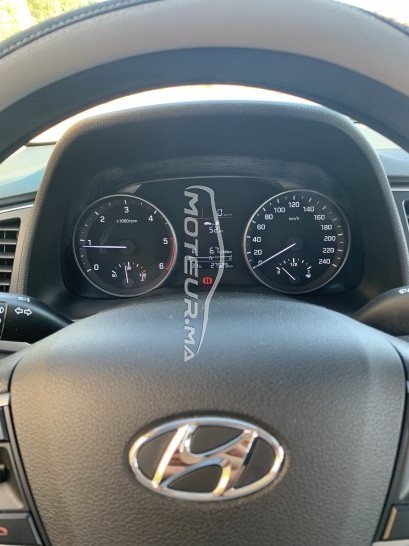 HYUNDAI Elantra occasion 1252872