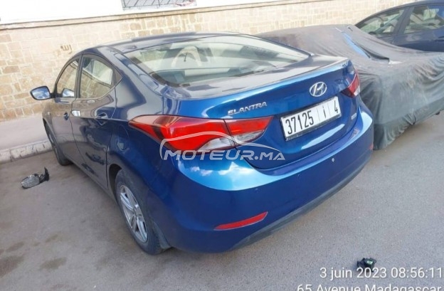 HYUNDAI Elantra occasion 2460153
