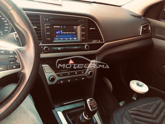 HYUNDAI Elantra occasion 1230203