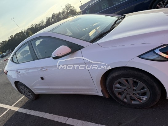 HYUNDAI Elantra occasion 2050788