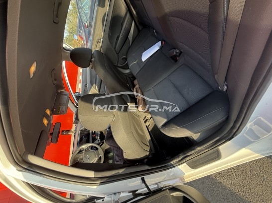 HYUNDAI Elantra occasion 2050674