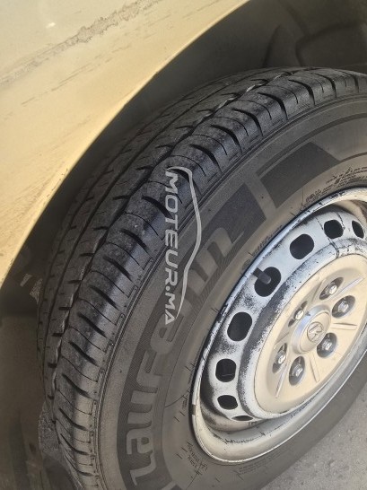 HYUNDAI H1 occasion 2413375