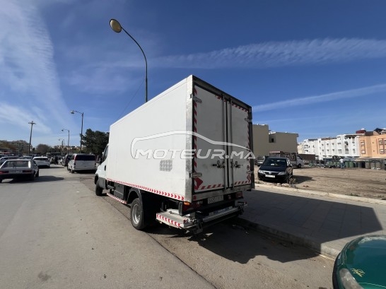 إفيكو اوتري Camion fourgon مستعملة 1785633