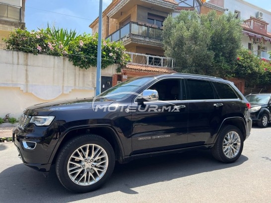 جيب جراند شيروكيي Overland مستعملة 3581082
