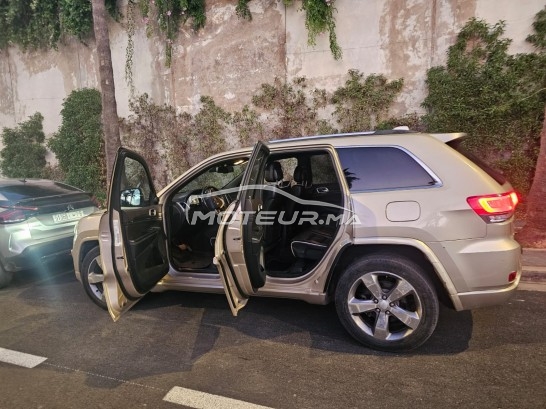 جيب جراند شيروكيي Overland مستعملة 2986269