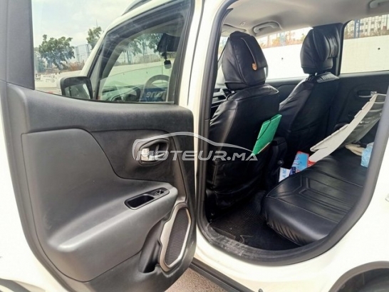 جيب رينيجادي مستعملة 3417938