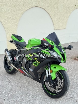 كاواساكي زكس-10ر نينجا Krt مستعملة 2301862