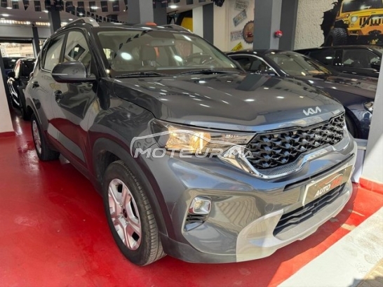 كيا اوتري مستعملة 3441870