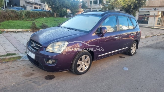 KIA Carens Crdi مستعملة