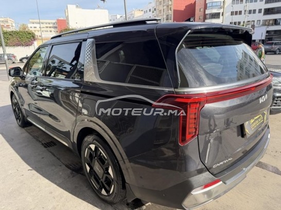 KIA Carnival مستعملة