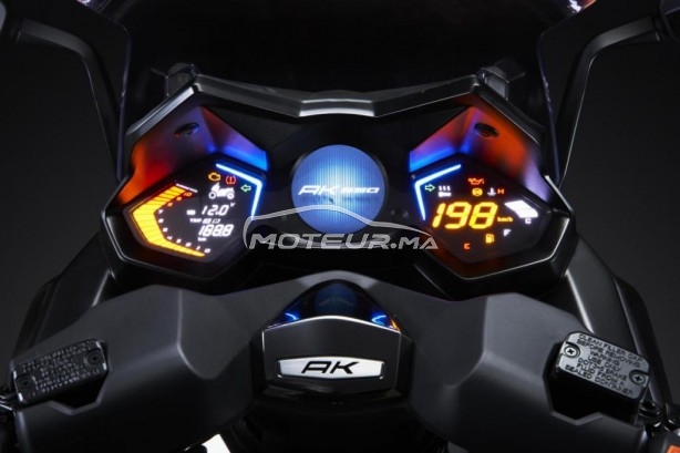 كيمكو اك 550 مستعملة 1167743