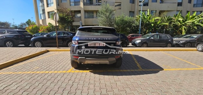 لاندروفر رانجي روفير يفوكيوي 2015 مستعملة 2735717