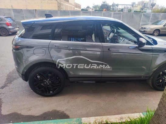 لاندروفر رانجي روفير 180d hse مستعملة 2525477