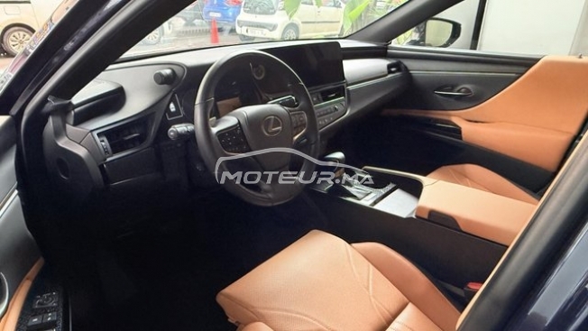 ليكسوس اوتري مستعملة 3131345