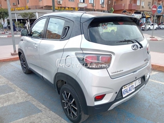 MAHINDRA Kuv 100 occasion 3175876