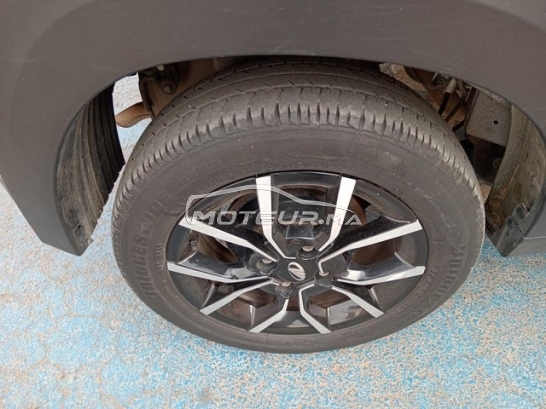 MAHINDRA Kuv 100 occasion 3175884