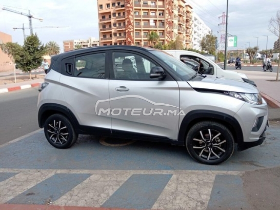 MAHINDRA Kuv 100 occasion 3175874
