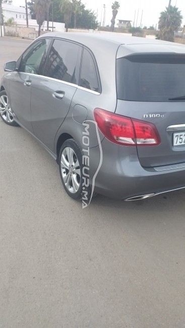 ميرسيديس-بينز 180 180 مستعملة 1520538