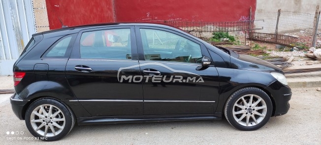 MERCEDES-BENZ 180 B occasion 1822318