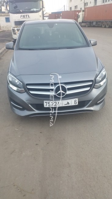 ميرسيديس-بينز 180 180 مستعملة 1520629