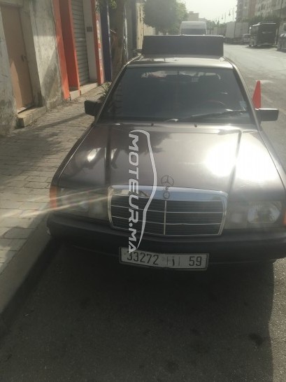 ميرسيديس-بينز 190 Bonne etat مستعملة 1909064