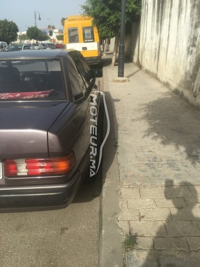 ميرسيديس-بينز 190 Bonne etat مستعملة 1908891