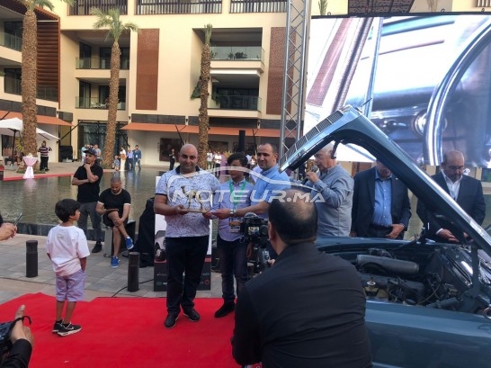 MERCEDES-BENZ 200 200 d occasion 1676990