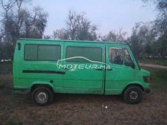 MERCEDES-BENZ 207d 83 occasion 1934633