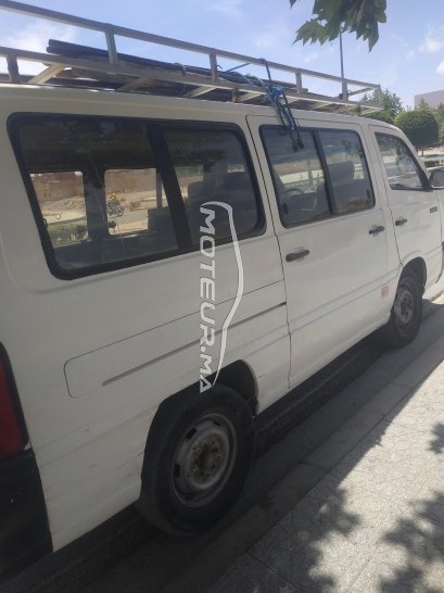 MERCEDES-BENZ 207d occasion 1718200