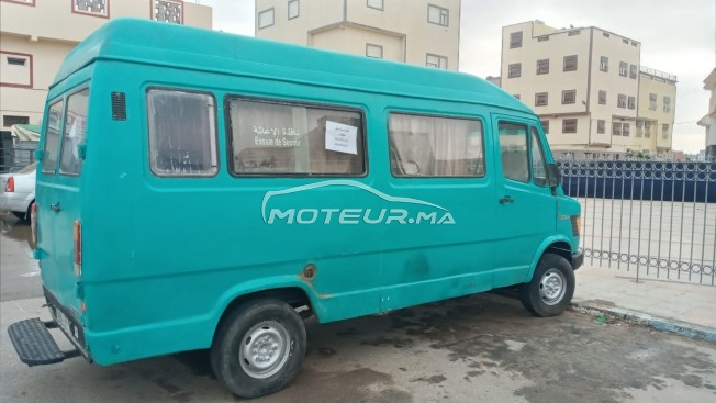 ميرسيديس-بينز 207د مستعملة 1470872