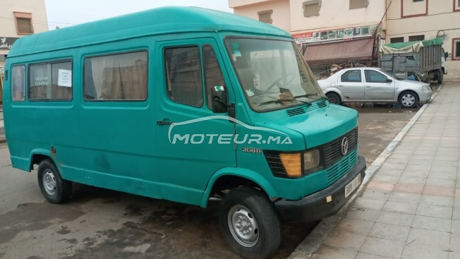 ميرسيديس-بينز 207د مستعملة 1470873