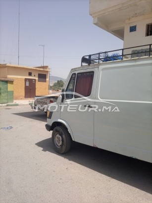 ميرسيديس-بينز 207د مستعملة 1881609