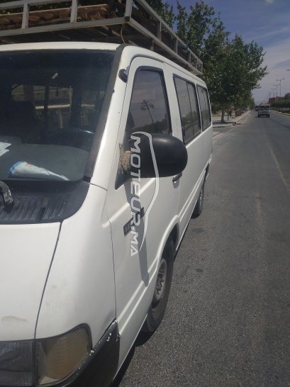 MERCEDES-BENZ 207d occasion 1718199