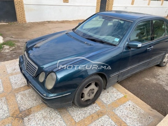 ميرسيديس-بينز 220 E220 مستعملة 1761174