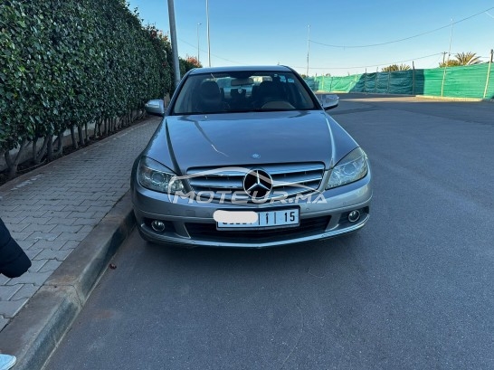 ميرسيديس-بينز 220 مستعملة 1910442