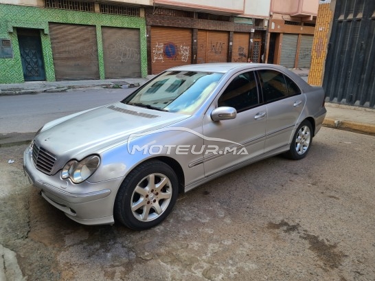 ميرسيديس-بينز 220 مستعملة 1826173